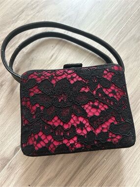 Black Lace Overlay wristlet Bag with red Underlay